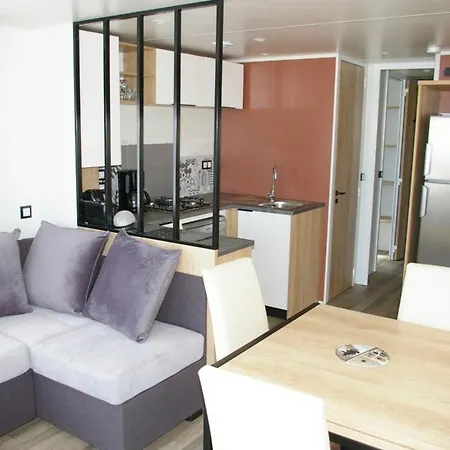 Mobile Ouireves 560 Facing The Mediterranean Holiday home *